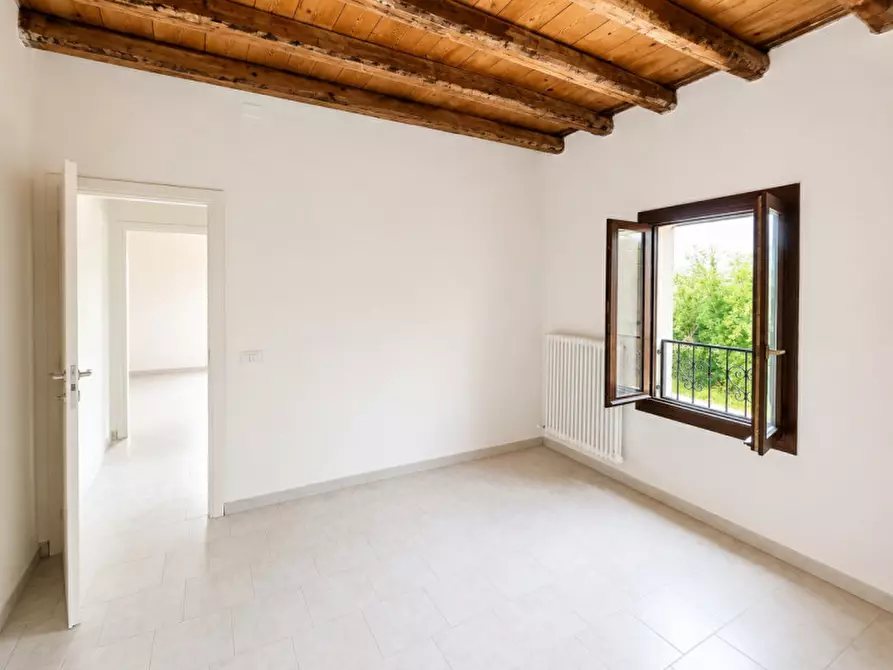 Immagine 2 di Appartamento in vendita  in Via Bassa a Resana