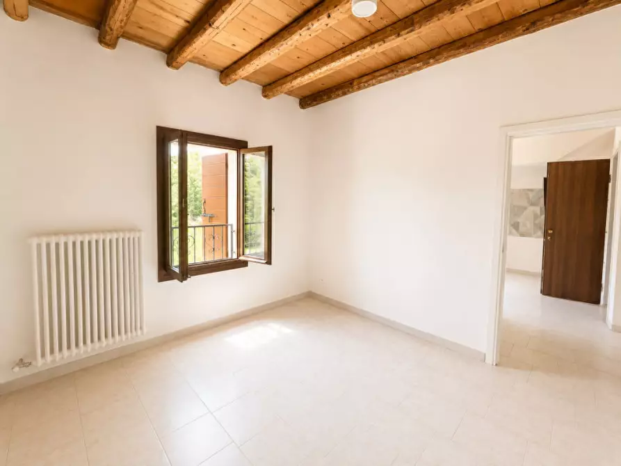 Immagine 4 di Appartamento in vendita  in Via Bassa a Resana