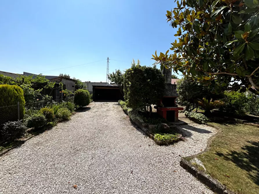 Immagine 4 di Villetta a schiera in vendita  in Via Belvedere a Villaga