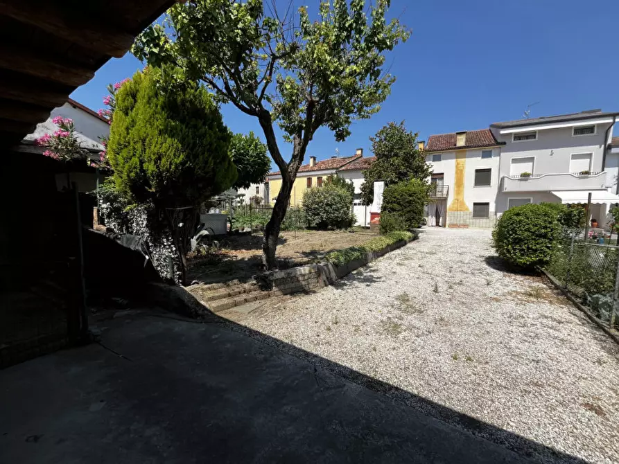 Immagine 7 di Villetta a schiera in vendita  in Via Belvedere a Villaga