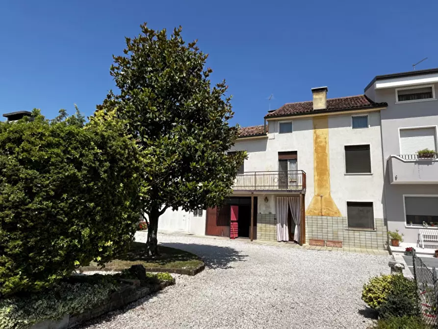 Immagine 8 di Villetta a schiera in vendita  in Via Belvedere a Villaga