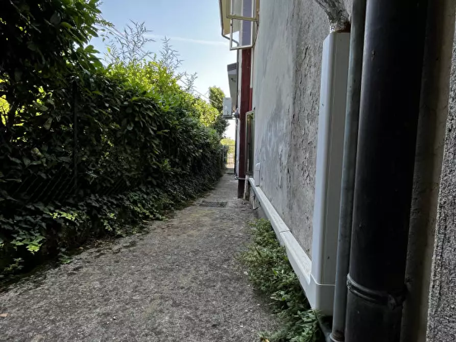 Immagine 44 di Villetta a schiera in vendita  in Via Belvedere a Villaga