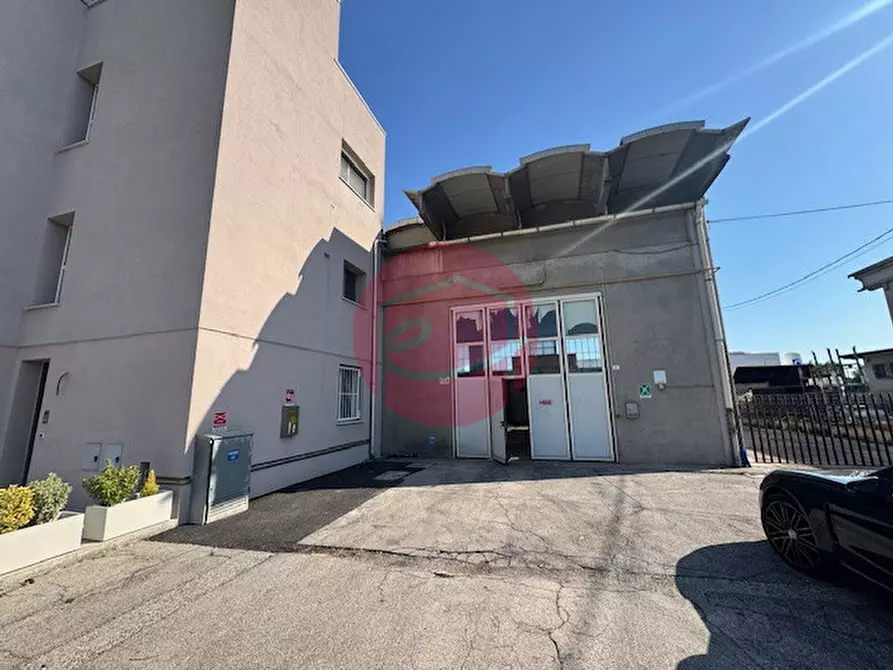 Immagine 2 di Capannone industriale in affitto  a Savignano Sul Rubicone