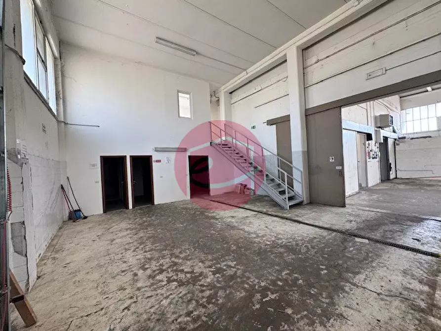 Immagine 5 di Capannone industriale in affitto  a Savignano Sul Rubicone