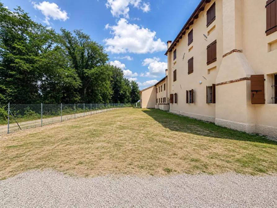 Immagine 12 di Appartamento in vendita  in Via Bassa a Resana