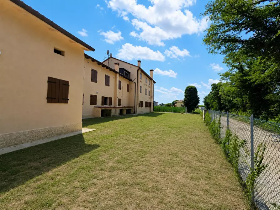 Immagine 13 di Appartamento in vendita  in Via Bassa a Resana