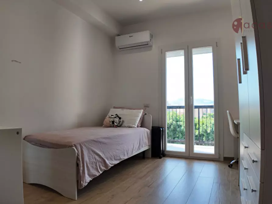 Immagine 18 di Camera in affitto  in Via Ernesto Basile 224 a Palermo