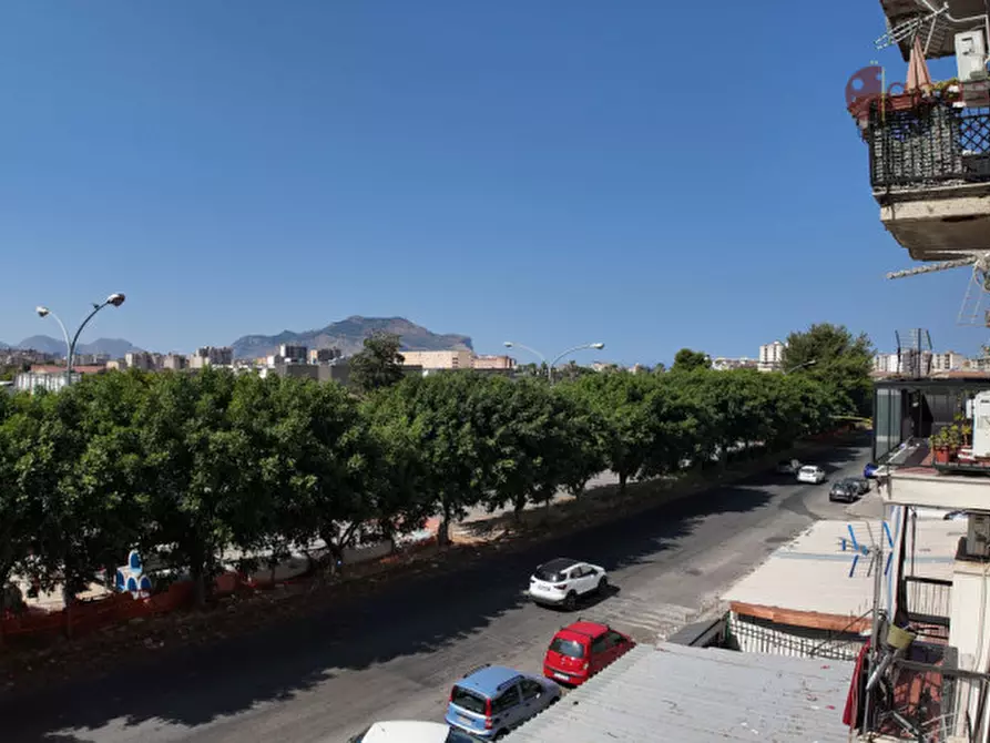 Immagine 19 di Camera in affitto  in Via Ernesto Basile 224 a Palermo