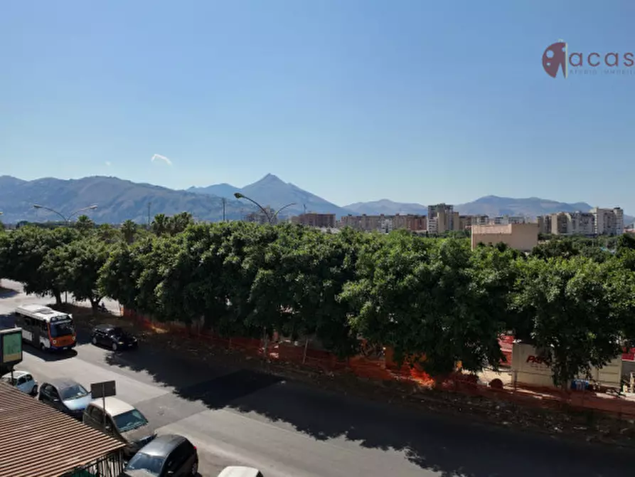Immagine 21 di Camera in affitto  in Via Ernesto Basile 224 a Palermo