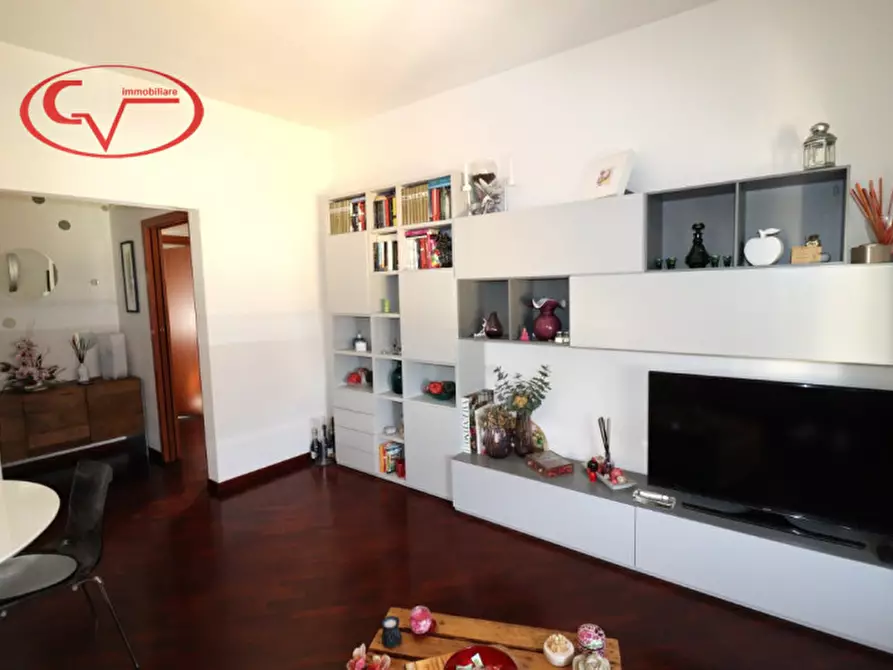 Immagine 4 di Appartamento in vendita  in via Montegrappa a Montevarchi