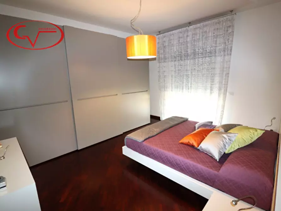 Immagine 10 di Appartamento in vendita  in via Montegrappa a Montevarchi