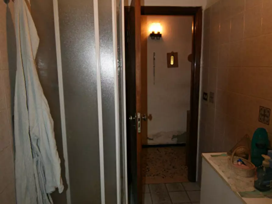 Immagine 12 di Casa indipendente in vendita  a Montalcino