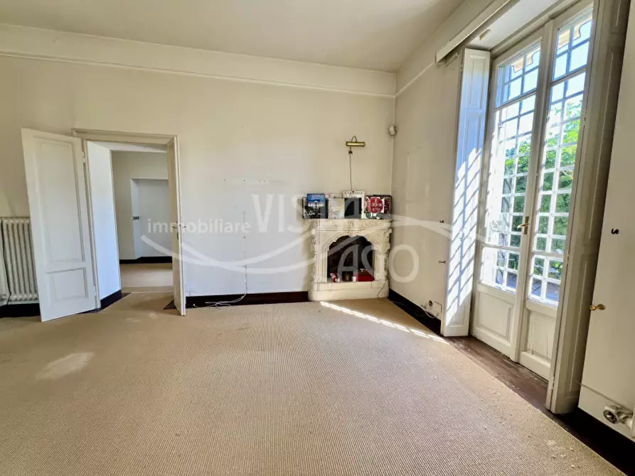 Immagine 23 di Villa in vendita  in Via Achille Sacchi 9 a Como