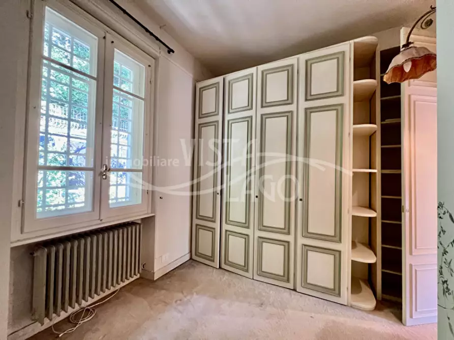 Immagine 29 di Villa in vendita  in Via Achille Sacchi 9 a Como