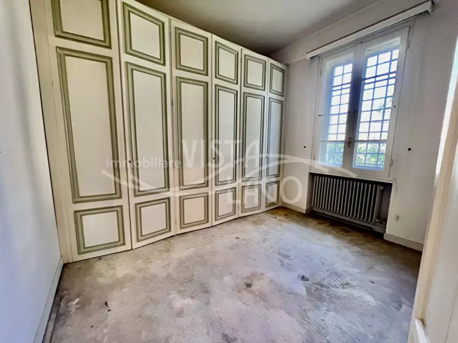 Immagine 30 di Villa in vendita  in Via Achille Sacchi 9 a Como