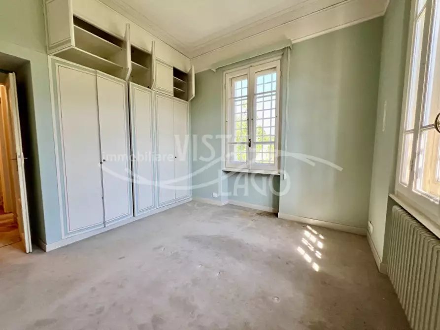 Immagine 34 di Villa in vendita  in Via Achille Sacchi 9 a Como