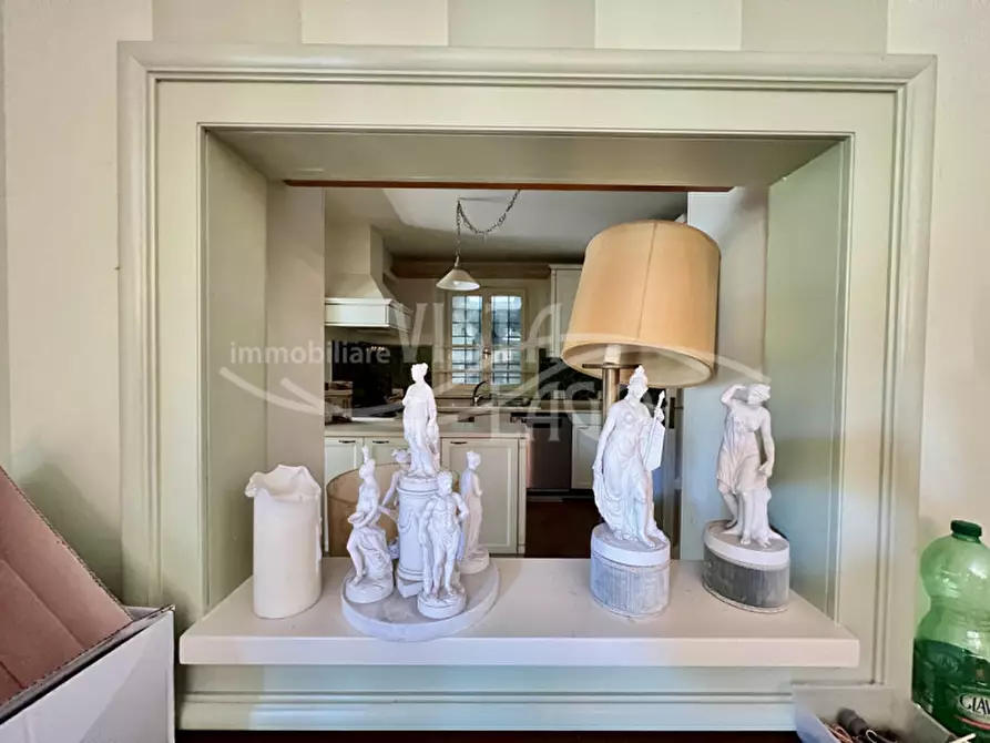 Immagine 49 di Villa in vendita  in Via Achille Sacchi 9 a Como