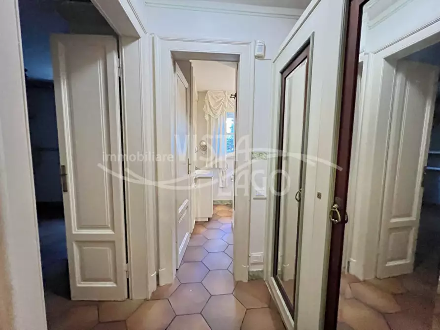 Immagine 61 di Villa in vendita  in Via Achille Sacchi 9 a Como