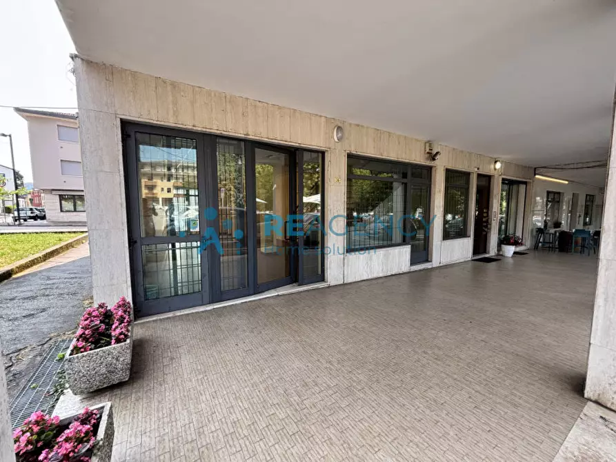 Immagine 22 di Negozio in vendita  in Piazza Mazzini a Trissino