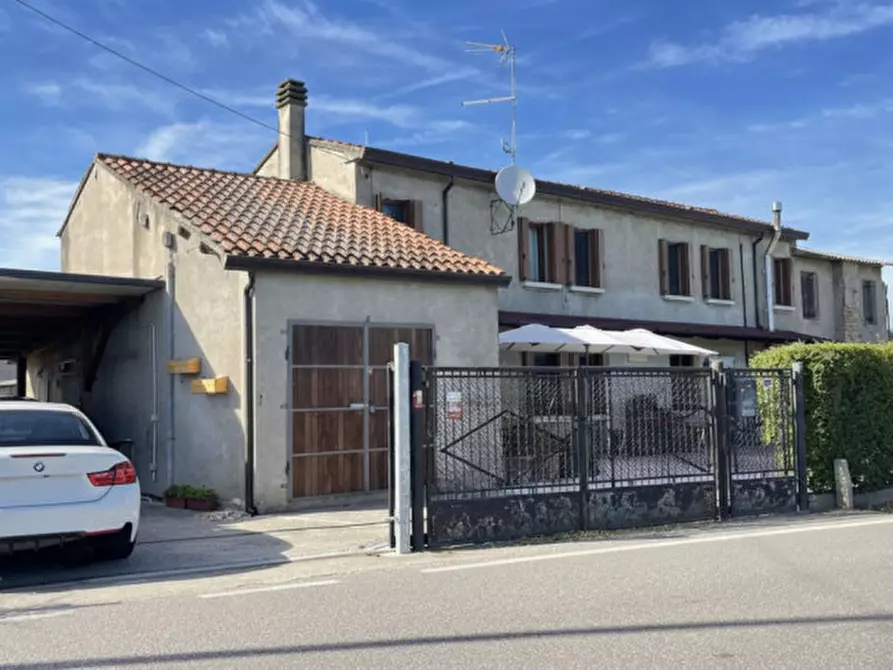 Immagine 5 di Casa bifamiliare in vendita  in Via Attilio Aurelio Rizzo a Villadose