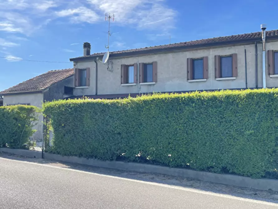 Immagine 13 di Casa bifamiliare in vendita  in Via Attilio Aurelio Rizzo a Villadose
