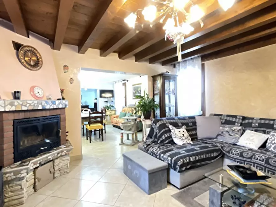 Immagine 27 di Casa bifamiliare in vendita  in Via Attilio Aurelio Rizzo a Villadose