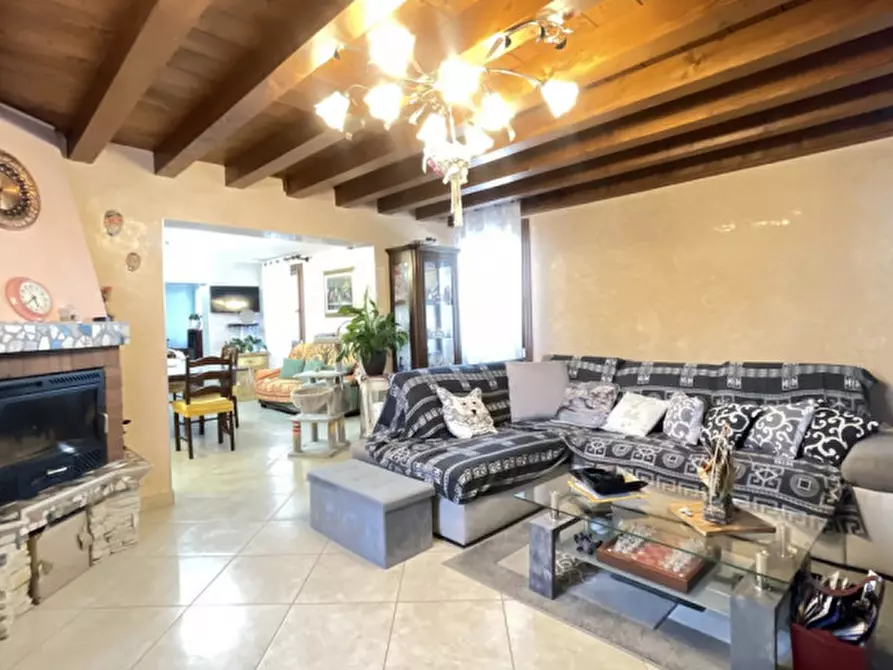 Immagine 28 di Casa bifamiliare in vendita  in Via Attilio Aurelio Rizzo a Villadose