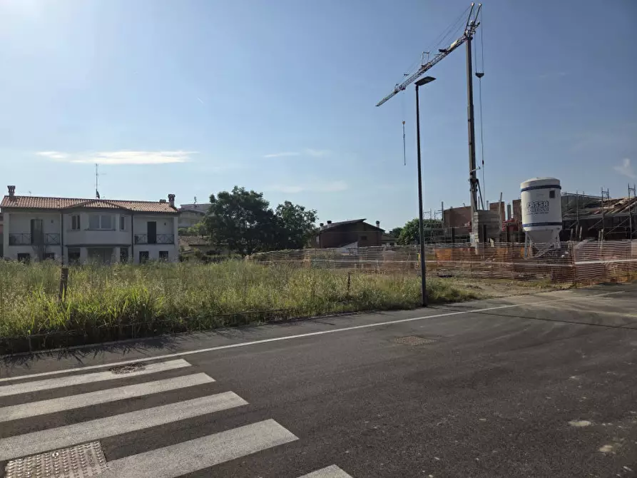 Immagine 2 di Terreno in vendita  in via Monteortone a Abano Terme