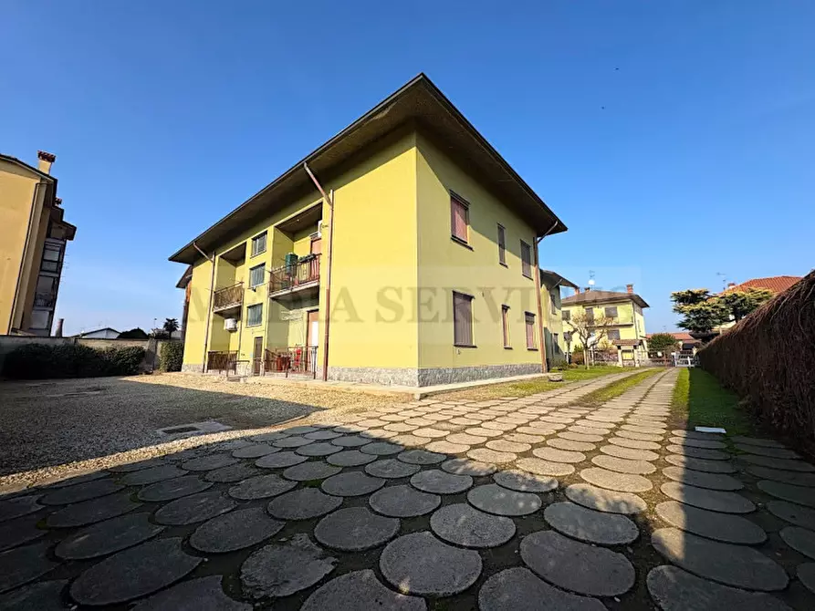 Immagine 12 di Appartamento in vendita  in via Giosuè Carducci n° 15 a Garlasco