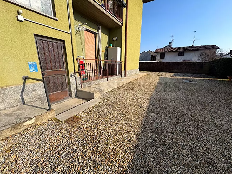 Immagine 13 di Appartamento in vendita  in via Giosuè Carducci n° 15 a Garlasco