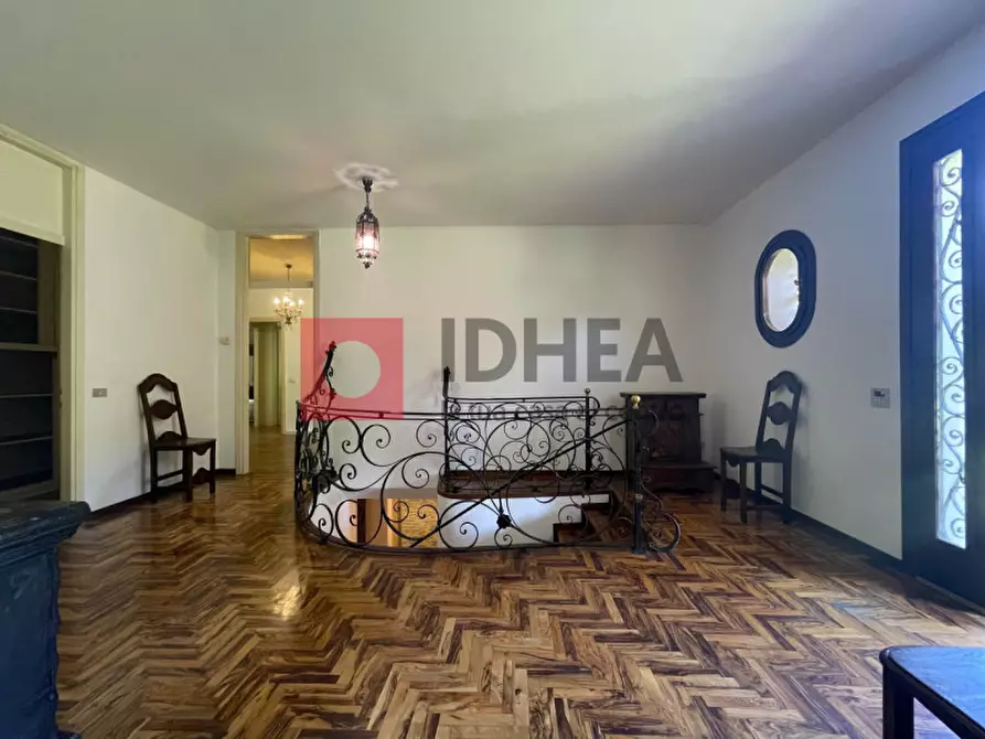 Immagine 9 di Villa in vendita  in Via Quattro Novembre a Carbonera