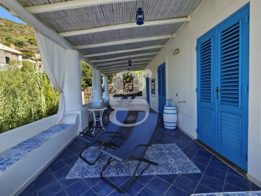 Immagine 4 di Villa in vendita  in Via Drautt, snc a Lipari