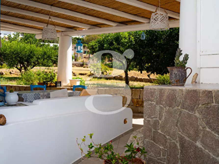 Immagine 10 di Villa in vendita  in Via Drautt, snc a Lipari