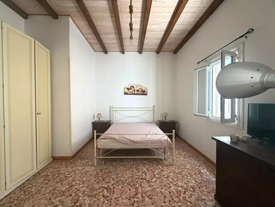 Immagine 10 di Appartamento in vendita  in via eritrea 9 a Siracusa