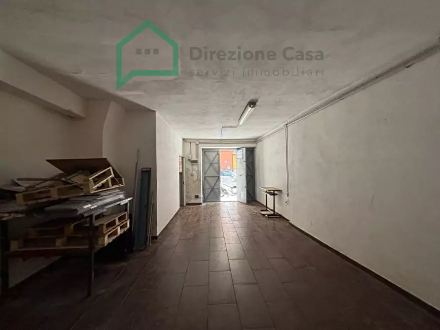 Immagine 8 di Negozio in affitto  in VIA ANDREA CANTELMO,23 a Napoli