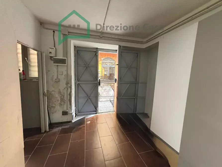 Immagine 17 di Negozio in affitto  in VIA ANDREA CANTELMO,23 a Napoli