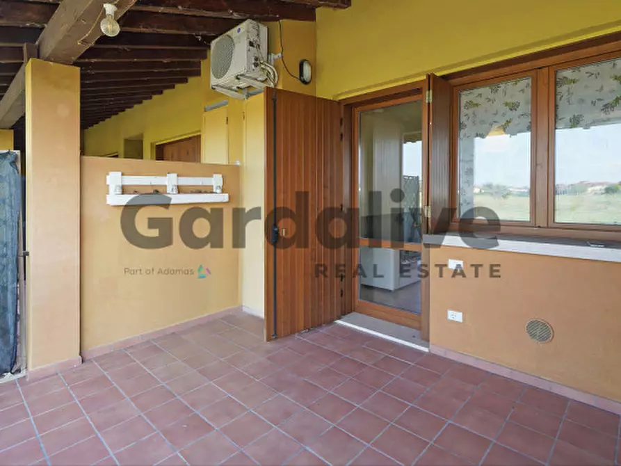 Immagine 10 di Appartamento in vendita  in Via Giunio Bruto 16 a Desenzano Del Garda