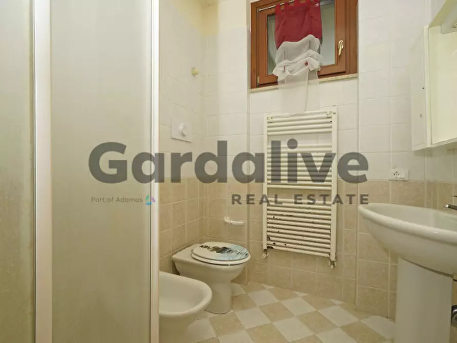 Immagine 18 di Appartamento in vendita  in Via Giunio Bruto 16 a Desenzano Del Garda