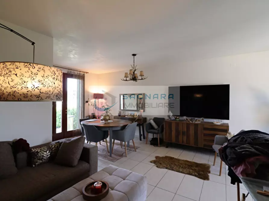 Immagine 7 di Casa trifamiliare in vendita  in Via Vittorio emanuele II a Legnaro