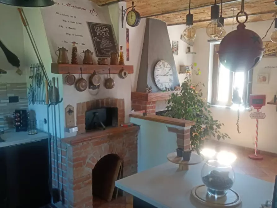 Immagine 11 di Casa bifamiliare in vendita  in Cantone Corno 22 a Casale Monferrato