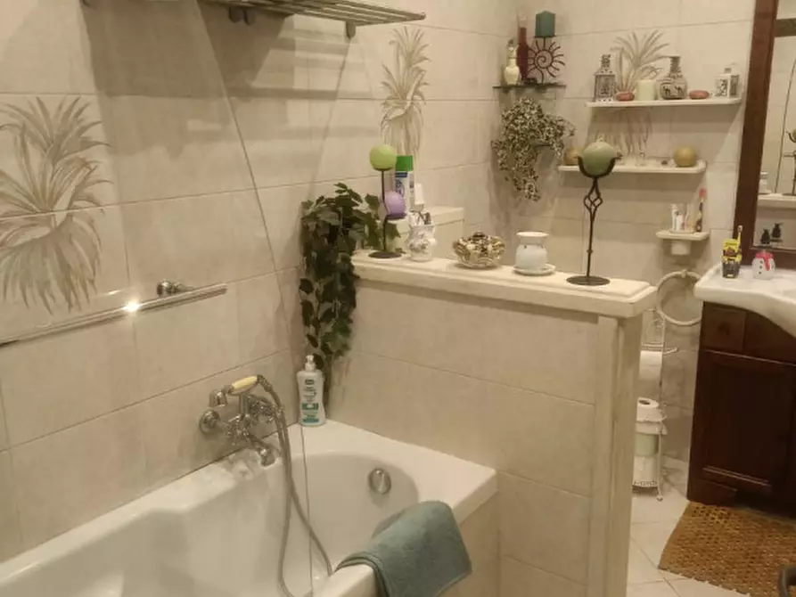 Immagine 19 di Casa bifamiliare in vendita  in Cantone Corno 22 a Casale Monferrato