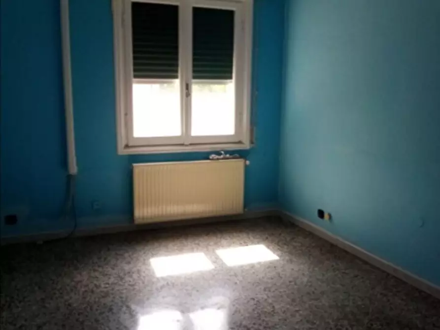 Immagine 3 di Appartamento in vendita  in Salita di Pino Sottano, 3 a Genova