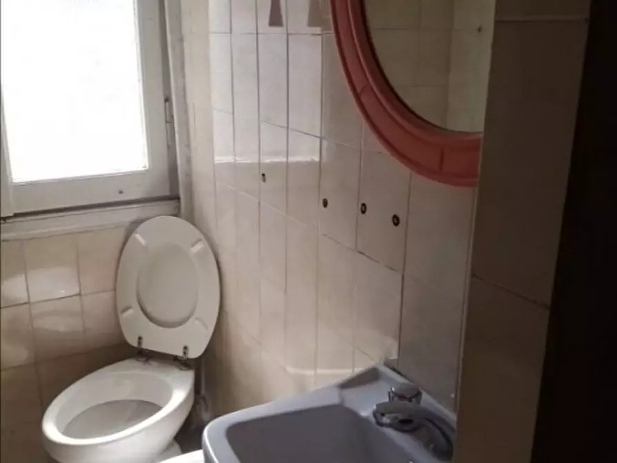 Immagine 4 di Appartamento in vendita  in Salita di Pino Sottano, 3 a Genova
