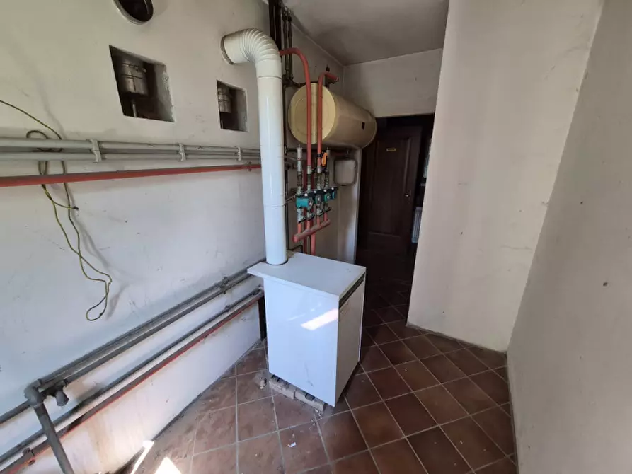Immagine 15 di Casa indipendente in vendita  in via capitelli, 186 a Vo
