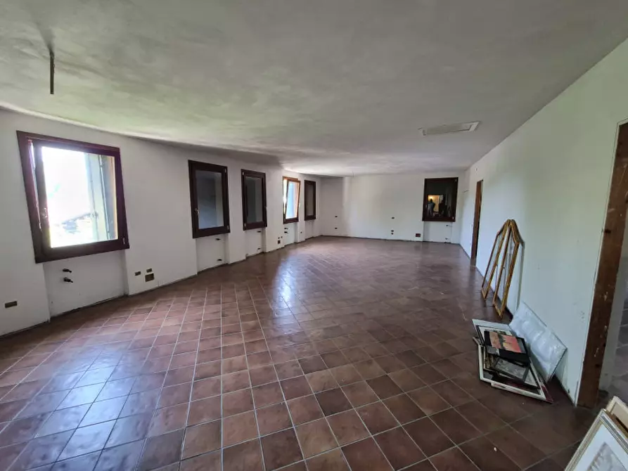 Immagine 26 di Casa indipendente in vendita  in via capitelli, 186 a Vo