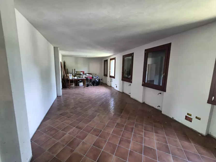 Immagine 29 di Casa indipendente in vendita  in via capitelli, 186 a Vo