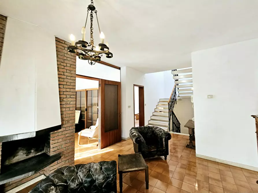 Immagine 4 di Casa bifamiliare in vendita  in VIA FALCONETTO a Este