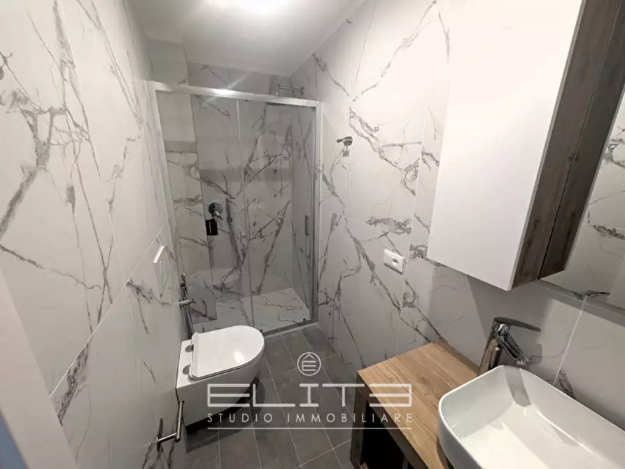 Immagine 16 di Appartamento in vendita  in Via Monte Pennino a Ancona