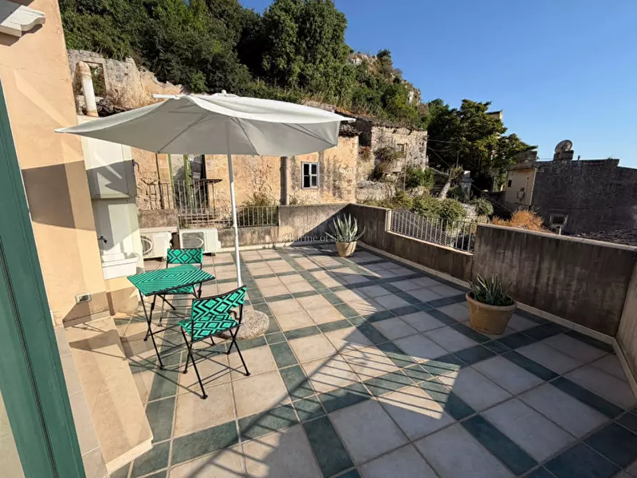 Immagine 2 di Casa indipendente in vendita  in Via San Andrea a Modica