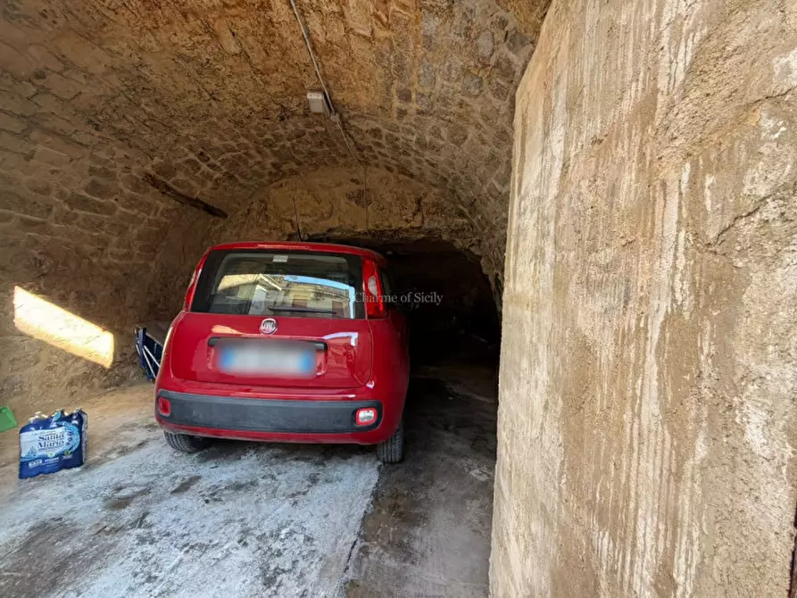 Immagine 41 di Casa indipendente in vendita  in Via San Andrea a Modica